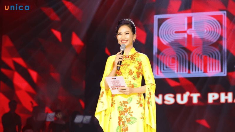 Kỹ Năng Giao Tiếp – Thuyết Trình Đỉnh Cao Cùng MC Mỹ Vân